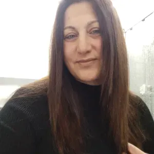 Addetta alle pulizie e stiro in zona Arona e limitrofi