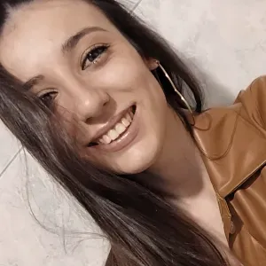 A sus servicios para lo que necesite