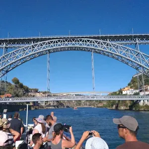 Oferta de emprego para uma empregada doméstica em Vila Real