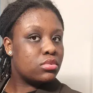 Garde d'enfants / aide polyvalente 