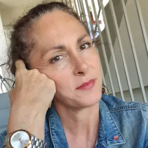 Éducatrice spécialisée cherche garde d enfants 