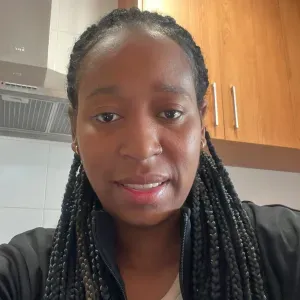 Cuidadora  en Valencia capital