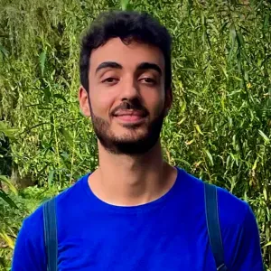 Professeur polyvalent Sciences, Langues et Français à Paris