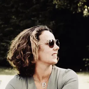 Offre d'emploi pour une baby-sitter à Penmarch