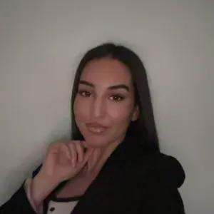 Baby-sitter étudiante disponible dans Paris et Val de marne