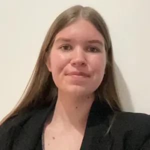 Baby sitter expérimentée et dynamique 