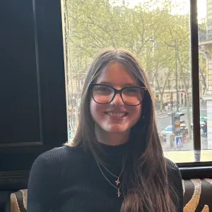 Baby-sitter mobile et sérieuse à Paris et sa banlieue 