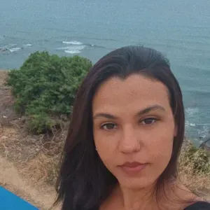 Babysitter com experiência em Rio de mouro 
