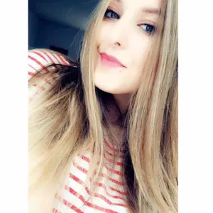 Femme de ménage aux alentours 