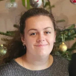 Baby-sitter expérimentée à Auxerre 