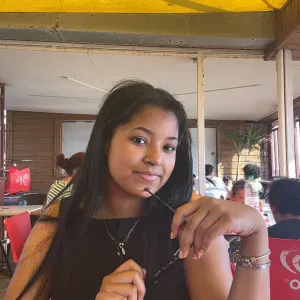 Asmaa, étudiante infirmière en dernière année, 20 ans