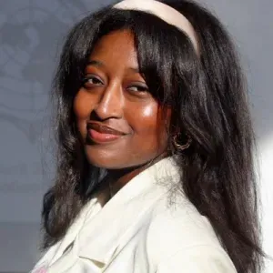 Etudiante qui cherche un travail de Baby-sitter 