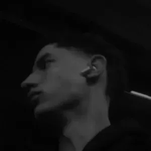 Pet-sitter autour de Lyon, motivé et proche des animaux.