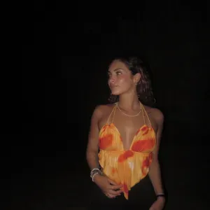 Prof particulier, amoureuse des langues,  dans l'Essonne 