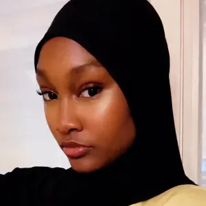 Babysitter expérimentée à Paris !
