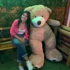 Jeune Femme de ménage portugaise