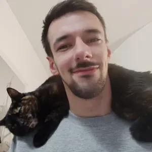 Pet sitter, dévoué serviteur de vos boules de poils