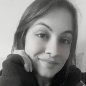 Baby-sitter sérieuse et créative