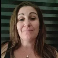 Baby Sitter esperta con neonati e bambini  di ogni eta