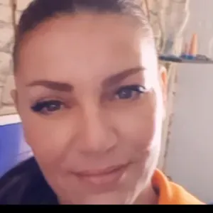 Femme de menage agent d'entretien toulon 