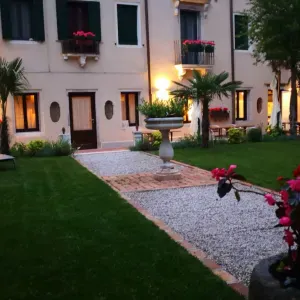 Cameriera piani/sala esperta – B&B di charme Venezia