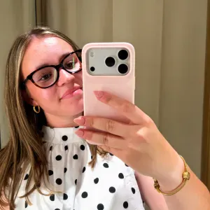 Baby sitter expérimentée dans le Doubs