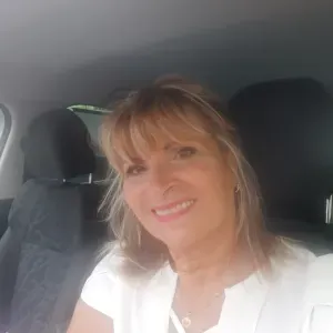 Femme tout terrain (ménage/repassage/jardin/bricolage/covoit