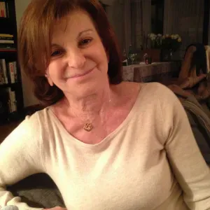 La reine des gardes de chats à Bourg la Reine 