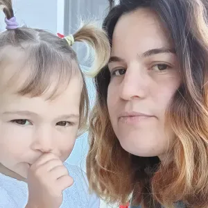 Una kam punuar rredh nje vit ne shiperi