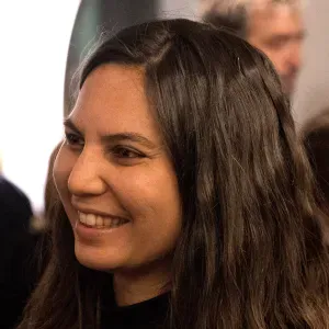 Je cherche une baby-sitter à domicile