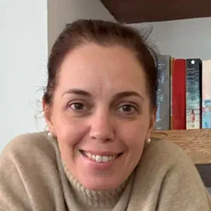 Empregada de limpeza doméstica 