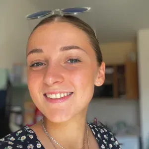 Etudiante et Baby-sitter en Provence 