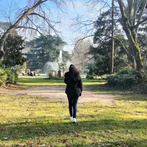 Étudiante à votre écoute, pour un accompagnement chaleureux 