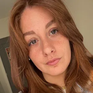 Baby-sitter expérimenté à  Saint Chamond 