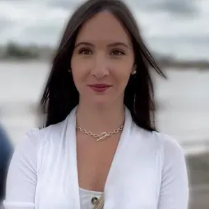 Disponible pour babysitting occasionnel