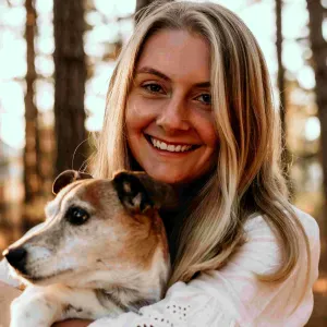 Reliable Student & Pet Lover Available for Pet Sitting