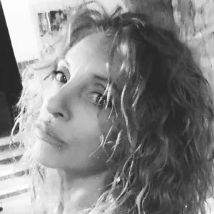 Addetta pulizie e stiraggio Carrara