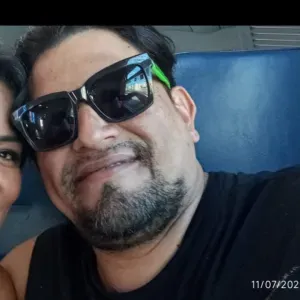 Cerco lavoro come badante  a Milano d intorni 