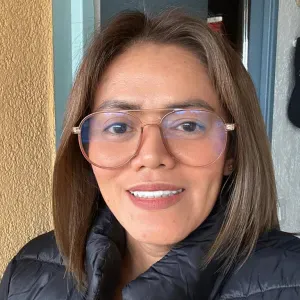 Menage in South of France and Paris