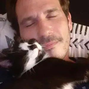 Pet sitter à domicile / nourrissage/ balade…