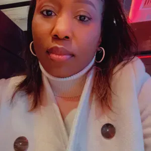  Aide à domicile sérieuse et ponctuelle disponible