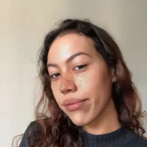 Baby-sitter Uzer et alentours 