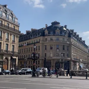 Baby-sitter à Jouy-Le-Moutier 