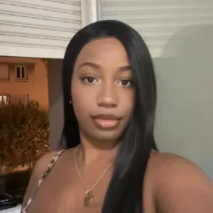 Baby-sitter expérimenté à Champigny 