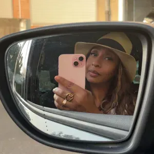 Baby-sitter expérimenté et nounous à domicile 