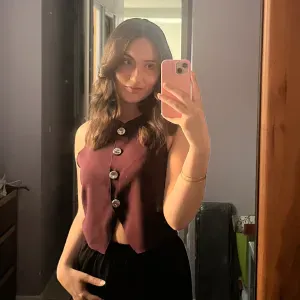 Baby-sitter expérimentée à lezoux  et ses alentours