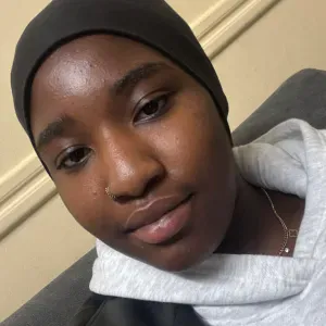 Baby-sitter au près de ma famille 