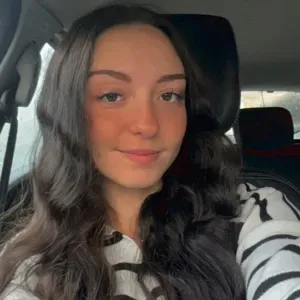 Garde d'enfant, sortie d'école,