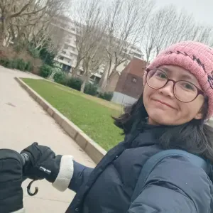 Experienced garde d' enfant in paris