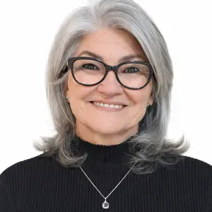 Niñera con experiencia y apoyo doméstico en  Madrid